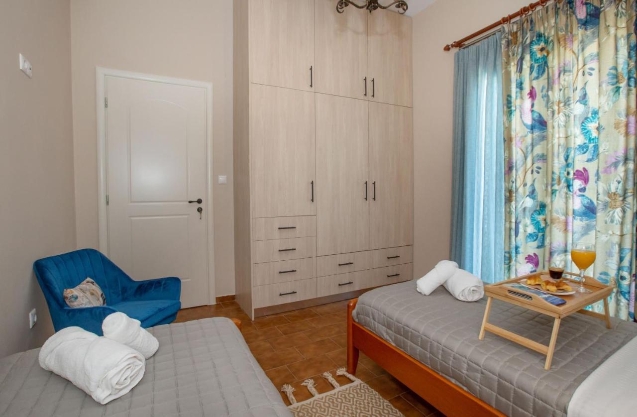 Ruby'S Summer House With Spacious Garden And Free Parking Gavrio Extérieur photo