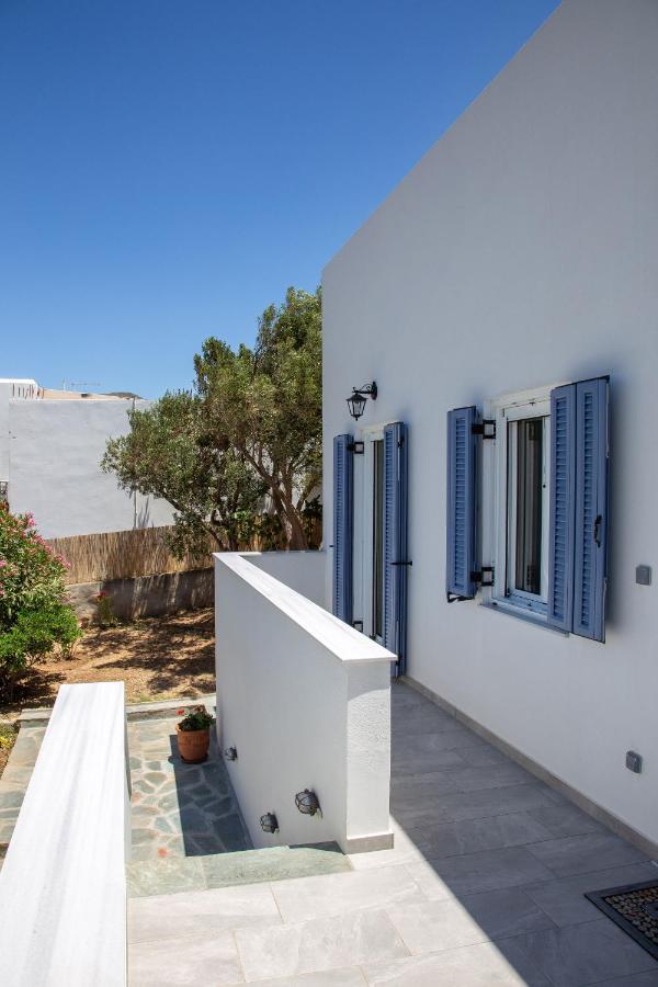 Ruby'S Summer House With Spacious Garden And Free Parking Gavrio Extérieur photo