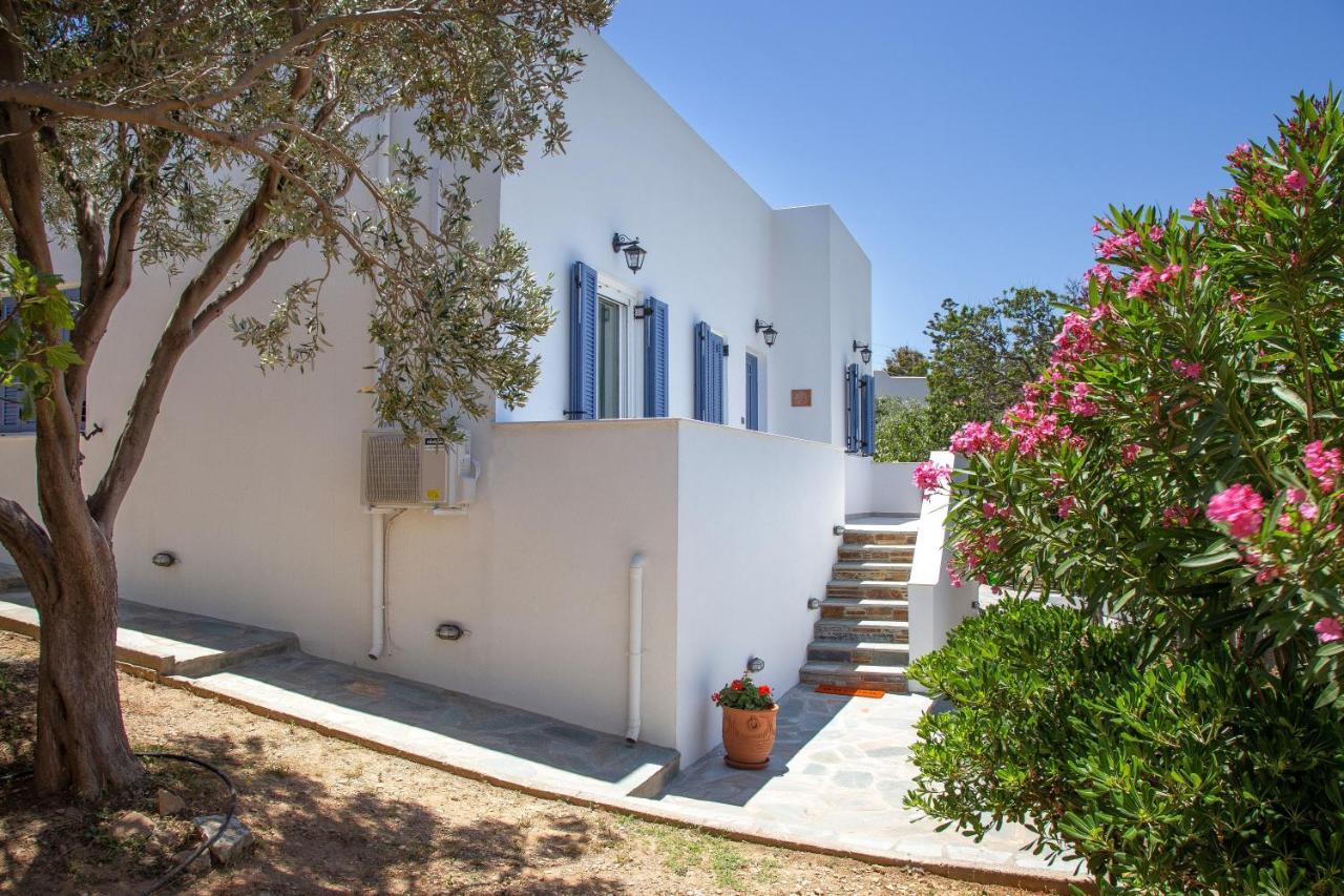Ruby'S Summer House With Spacious Garden And Free Parking Gavrio Extérieur photo