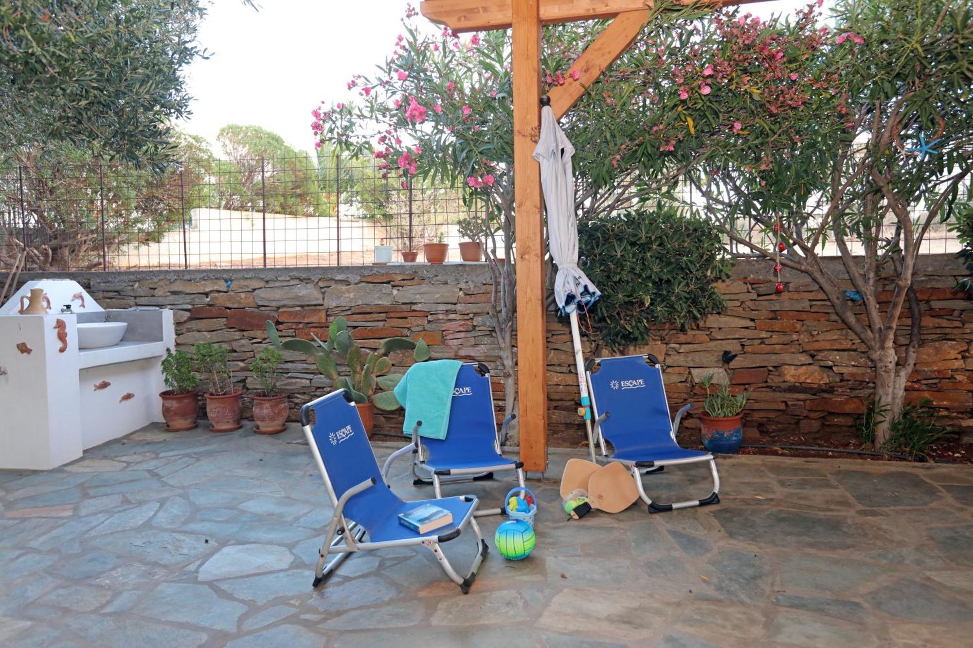 Ruby'S Summer House With Spacious Garden And Free Parking Gavrio Extérieur photo