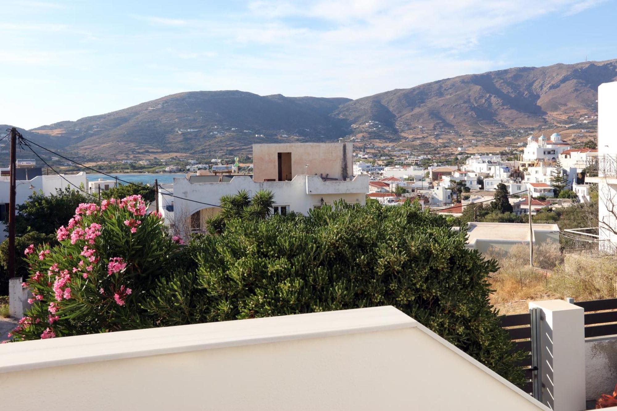 Ruby'S Summer House With Spacious Garden And Free Parking Gavrio Extérieur photo